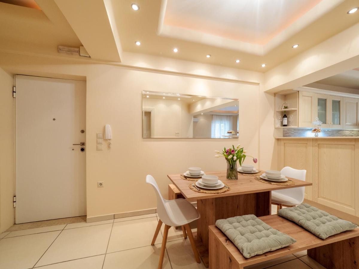 Aura Elegant Apartment Near Garitsa Bay Analipsis  Bagian luar foto